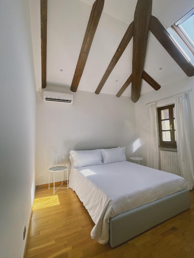 Casa Lobe - Charming Apartment In Village Centre 라모라 외부 사진